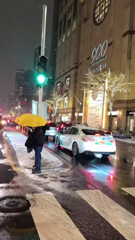 Chicago in snow is absolutely magical ❄️🌨️🤍🥰✨   📍Wacker Dr Chicago IL 🇺🇸 #chicago #downtown #chicagodowntown #chicagoarchitecture #usa #foryou #foryoupage #foryourpage Chicago, travel Chicago, winter road trip in Chicago, scenic city winter drive, snow drive, Trump International Hotel & Tower Chicago, London House Chicago 