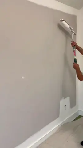 How to paint room at home #rollerpainting #satisfying #wallpainting #roller #painting #foryou #viral #uk #tiktok #paint 