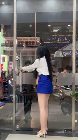 Gội đầu chăm sóc da, chăm sóc tóc cho a khách quen với dòng sản phẩm dầu gội Detox LABORIE derma giúp sạch tóc và da đầu, loại bỏ bụi bẩn, nước cứng, kim loại nặng và các cận hoá chất tích tụ.🥰#@LABORIE derma Viet Nam #laborie #30shine#asmr #xuhuongtiktok