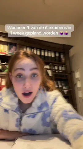 Wie denkt dat dit een goed idee is?? #fyp #examens #blok 