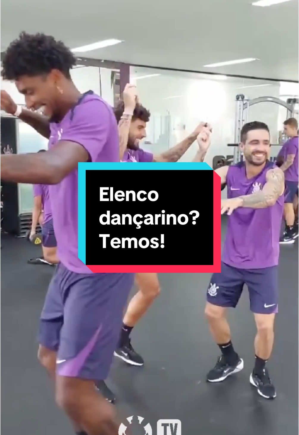 Dá pra ver a qualidade dos jogadores quando o elenco está entrosado até na dança 🕺 🤣 🎥 Corinthians #Corinthians #Timao #MeuTimao #TikTokEsportes 