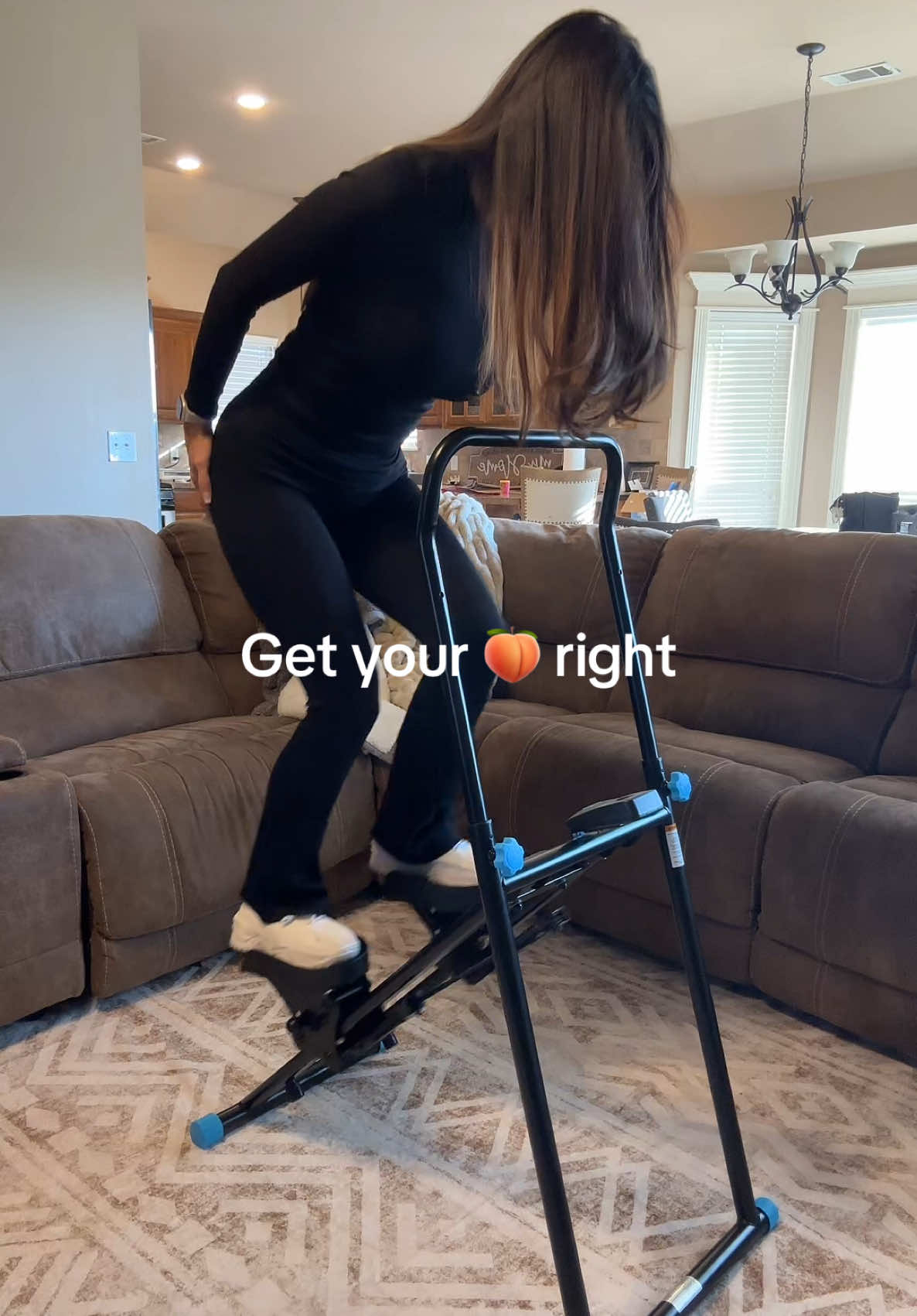 Feels so good! I have goals this year! I want people to question if I went to Mexico for a vacation or to get work done 😏 @Merach fitness #merach #gluteworkout #glutes #workoutathome #homeworkout #homegym 