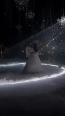 a moment for the most magical first dance 🥹🥹 #wedding #firstdance #arab #بغداد #عرب 