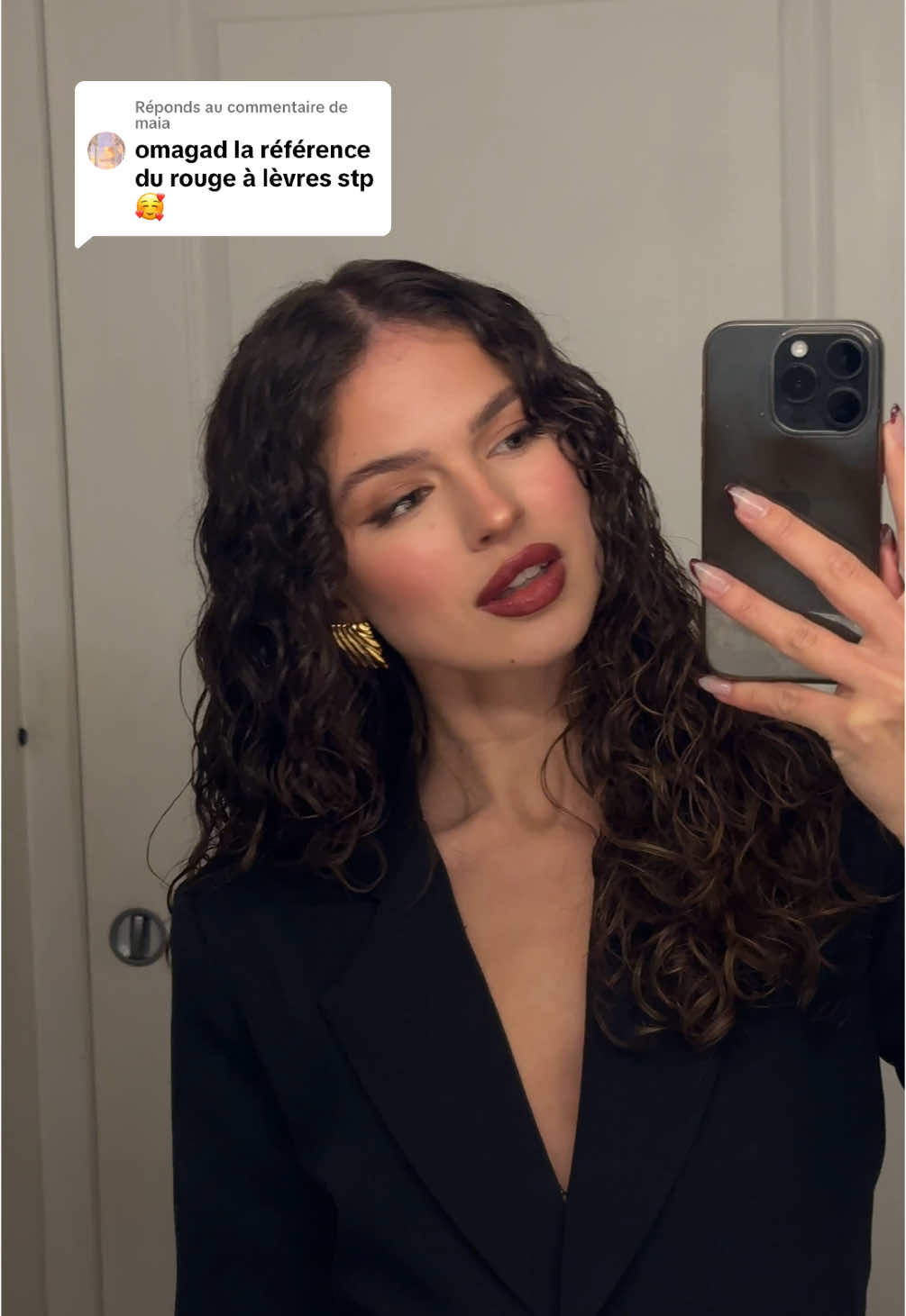 Réponse à @maia le combo @maccosmetics parfait pour ce résultat #darklipstick #makeuphacks #redlipstick #produitsofferts 