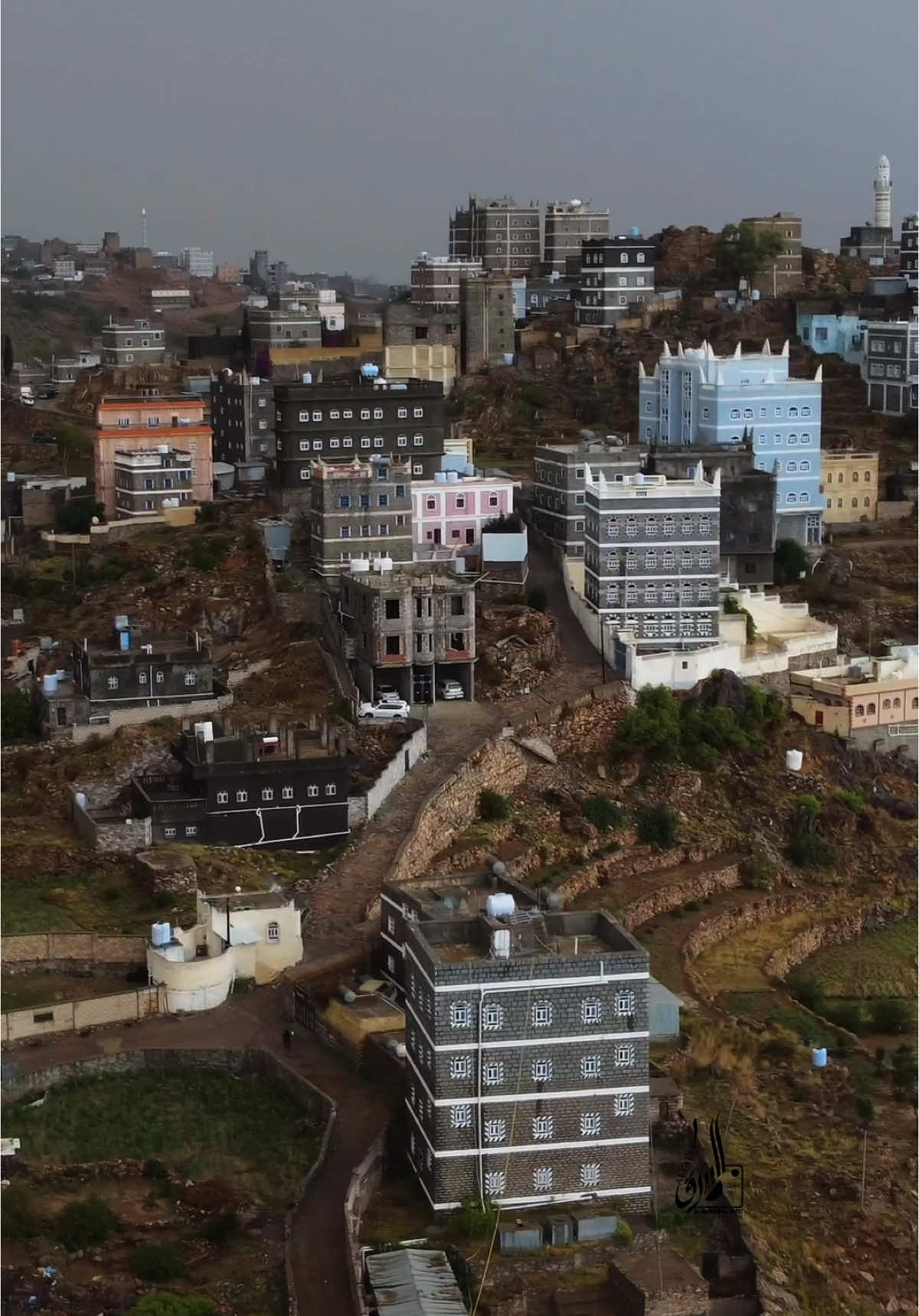 يافع الموسطة قرية عرهل .. تفعلوا عسى ينال استحسانكم ❤️ #يافع_الارض_الطيبه #يافع #يافع_الساحره_بجبالها #foryou #اكسبلور #اليمن #اليمن #اكسبلورexplore 