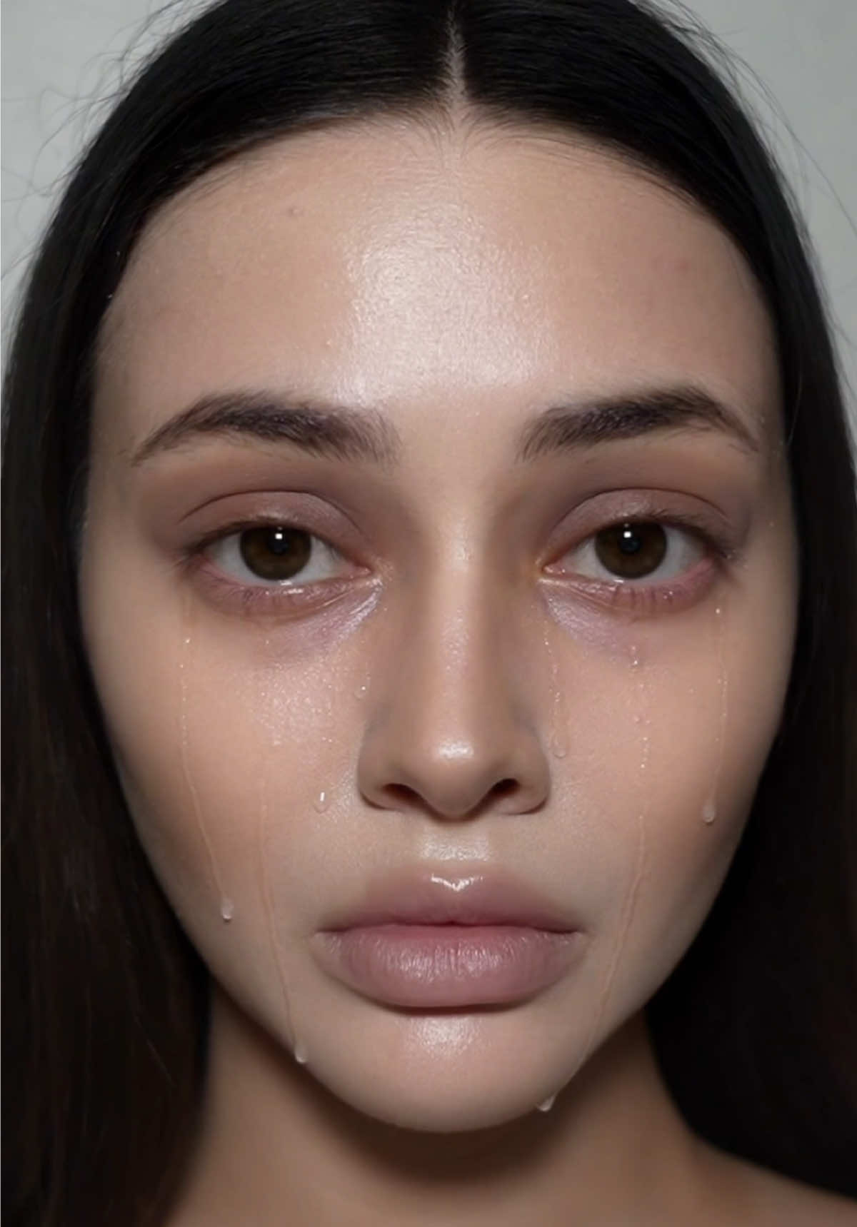 Lily Rose as Ellen Hutter (Nosferatu) Makeup 🪦 using @SHEGLAM Sunburst Glow Mixer-Pearly White 🤍  #nosferatu #ellenhutter #lilyrosedepp #makeup #sheglampartner 