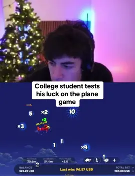 College student tests his luck on the plane game #kickstreaming