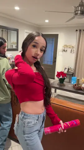 Feliz cumpleaños 😍😍#foryoupage #paratii #viral #hija #phoenix #chiquitobeybi #amigos #cabello #compras #cabello #tarde #esposos #az #feliz 