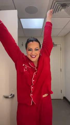 WHAT DO WE THINK?! #outfitoptions #openingnightoutfit #outfitoftheday 