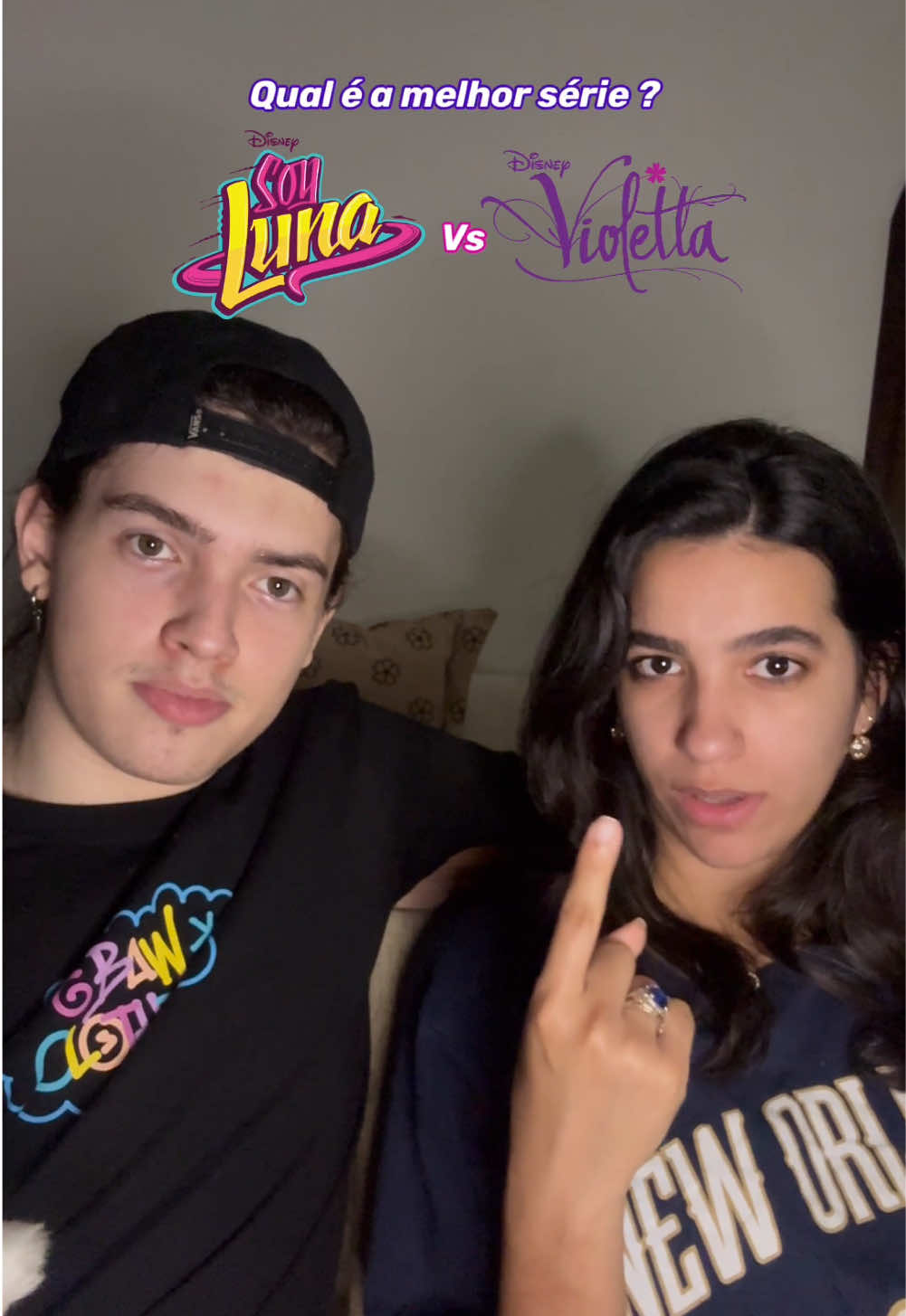 Entre #Violetta e #SouLuna qual é sua série favorita ? 💜 #SoyLuna @gabrielle.delima 