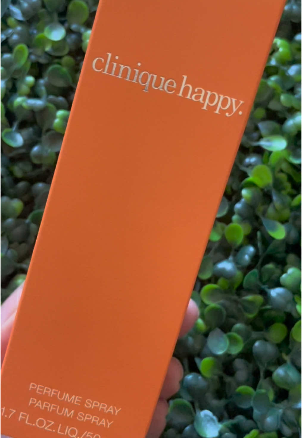 Thank you @Clinique @Skeepers Smells like a basket of freshly picked oranges and lemons. So delicious.  #gifted #cliniquehappy #givehappygethappy #clinique #giveclinique 