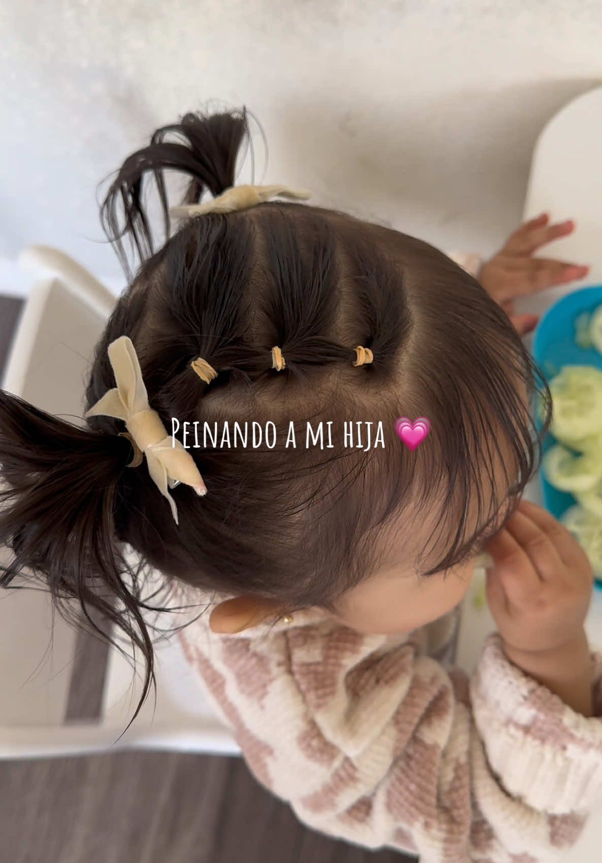 Peinado para mi hija de 1 año 💗 #peinado #peinadosparaniña #hairstyle #babyhair #mamaprimeriza #peinadosparaniñas #fyp #foryourpage 