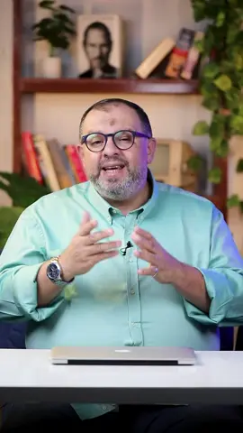 تعرف يعني ايه Rebranding ؟ طيب تعرف امتى بنحتاج له؟ تعالوا نعرف مع بعض 😉 #rebranding #marketing #brand 