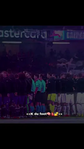 Cette ambiance 🫶🏽😍🙈⚽️#footballtiktok #foryoupage❤️❤️ #fyp #pourtoi #galsen_tiktok #senegalaise_tik_tok🇸🇳pourtoichallenge #foot #soccertiktok #joueurdefoot 