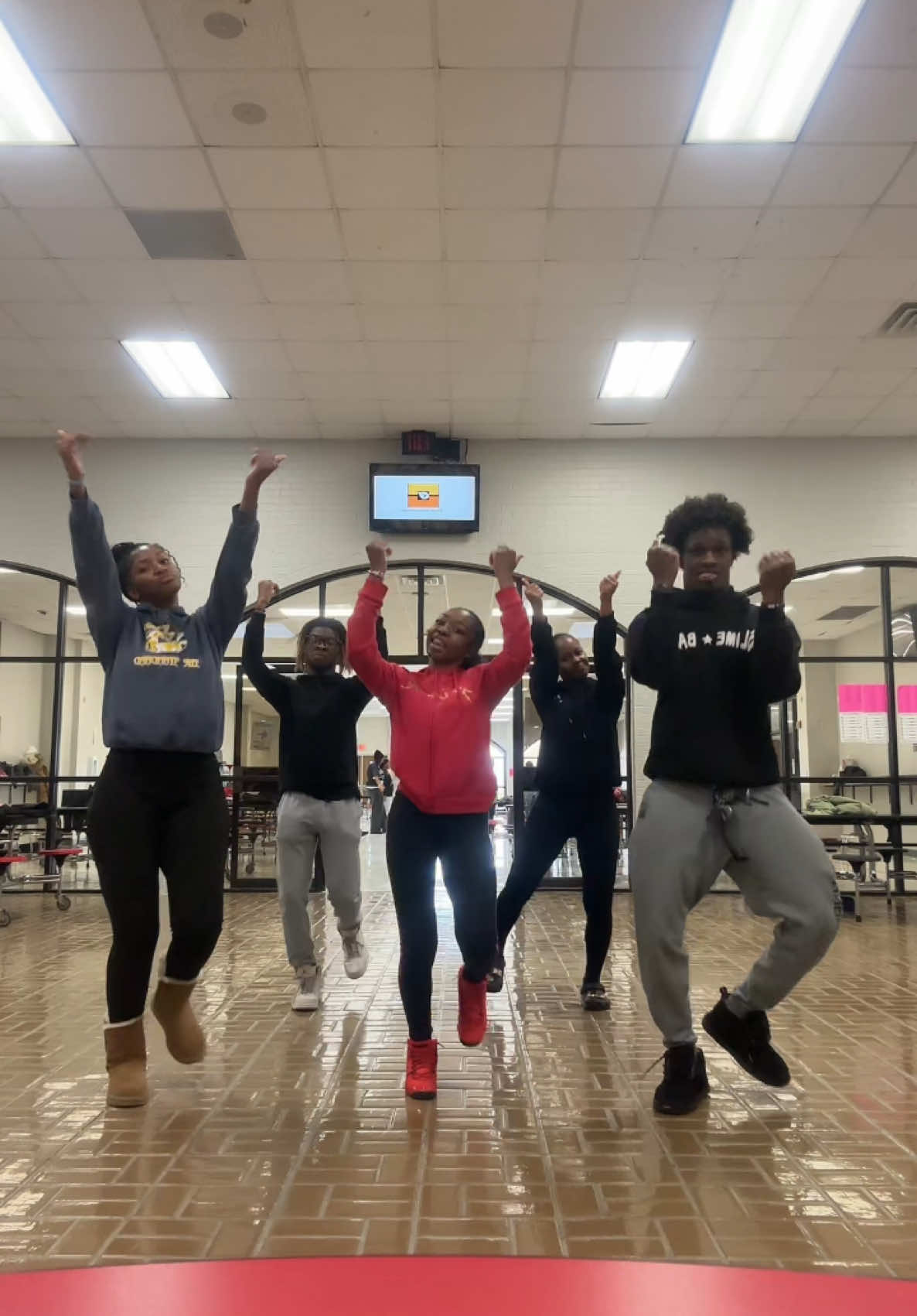 we ate icl🤣#fyp #viral #dance #mihjasworld @Don_dat_guy @Quiinn @IVORY🥰 @Kenny 🩵 