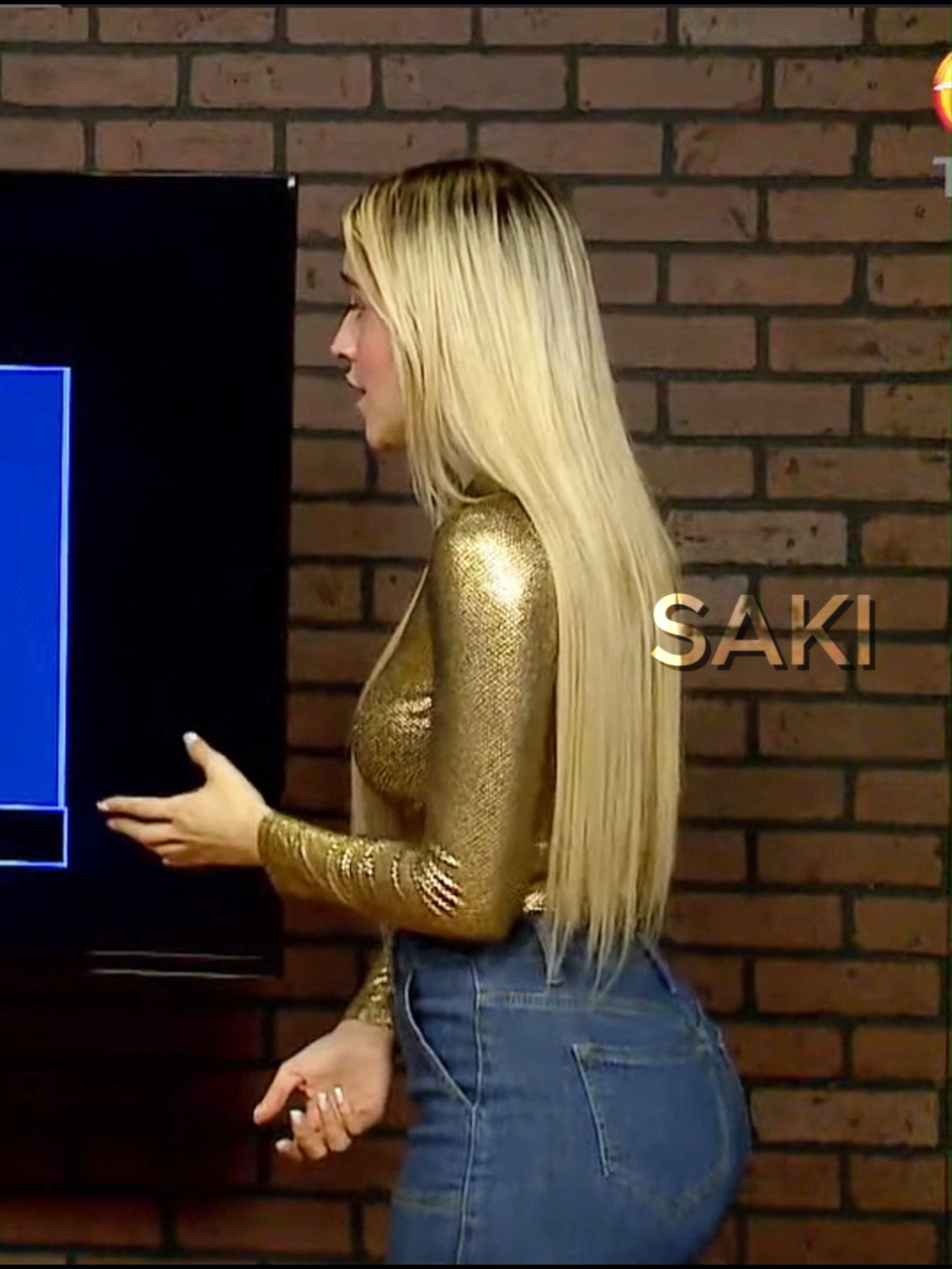 Marisol Dovala #marisoldovala #marisoldovala😍😍😍🥰🥰 #lachicadelclima #chicadelclima #mexicanweathergirl #piernas #cuerpazo #chuladademujer #bellezalatina #bellezamexicana #parativiral