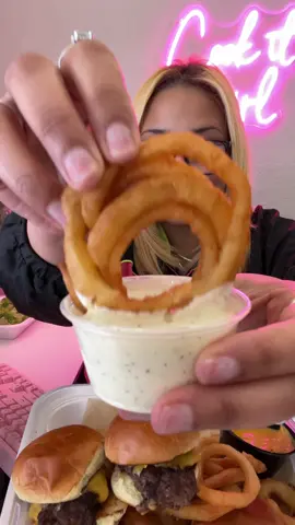 Cheeseburger sliders and onion rings ❤️ respond to bad comments with me ☺️ #burger #onionrings #hatecomments #mukbang #crunchy #mukbangasmr #eating #asmreating #Foodie #foodtiktok   #crunchysounds #asmrfood #crunchyasmr #eat #asmrsounds  #eatingshow #hungrytiktok #eatingshowasmr #muckbang #fyp #fypシ #foryourpage #viral