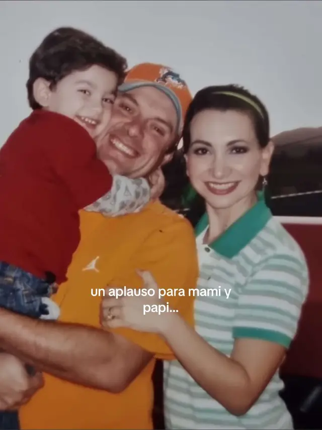 como el vino mis padres. #family #genetics #view #GlowUp #paratii 