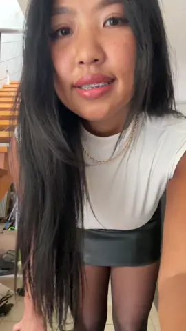 Faux leather mini skirt  #miniskirt #miniskirtoutfit #fauxleather #croptop #blacktight #loafersshoes #loafers #petite #petitefashion #petitewomen #petiteoutfit #petitestyle #outfit #outfitideas #outfitinspo #outfitinspiration #outfitoftheday #outfitchecks #dailyoutfits #dailywear 