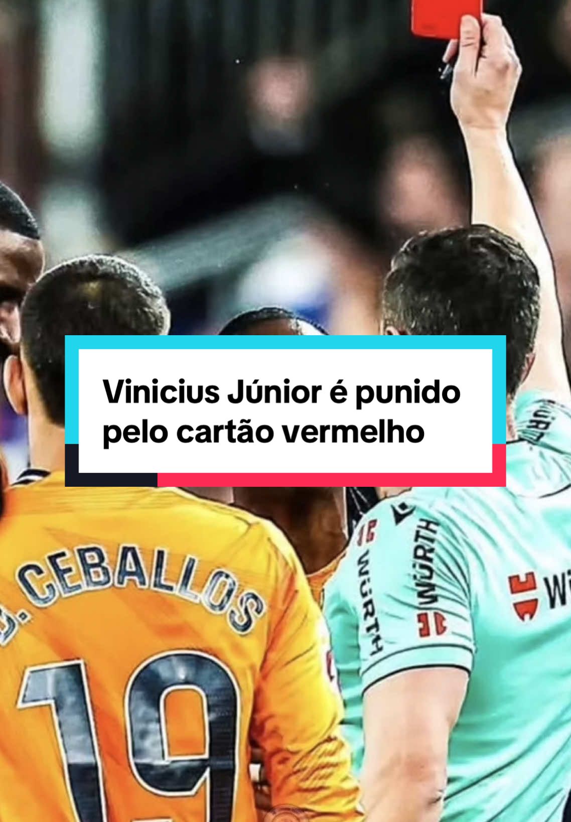 Vinicius Júnior é punido pelo cartão vermelho!#vinicius #futebol #futebolbrasileiro #CapCut 