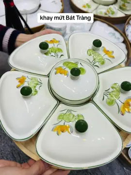 khay mứt vẽ sen vàng cao cấp Bát Tràng #khaymut #khaymuttet #hàng #gomsubattrang #caocap #cunggiatien #xoiche #banhtroibanhchay #xh #thịnhhành 