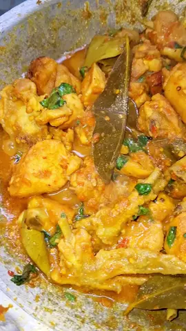 pedes nampol🤤 #ayamricarica #olahanayam #resepayamrica #reseprumahan #masakanrumahan #ricarica #pedas #pedasnampol #fyppppppppppppppppppppppp #fypage #fyp #idejualan 