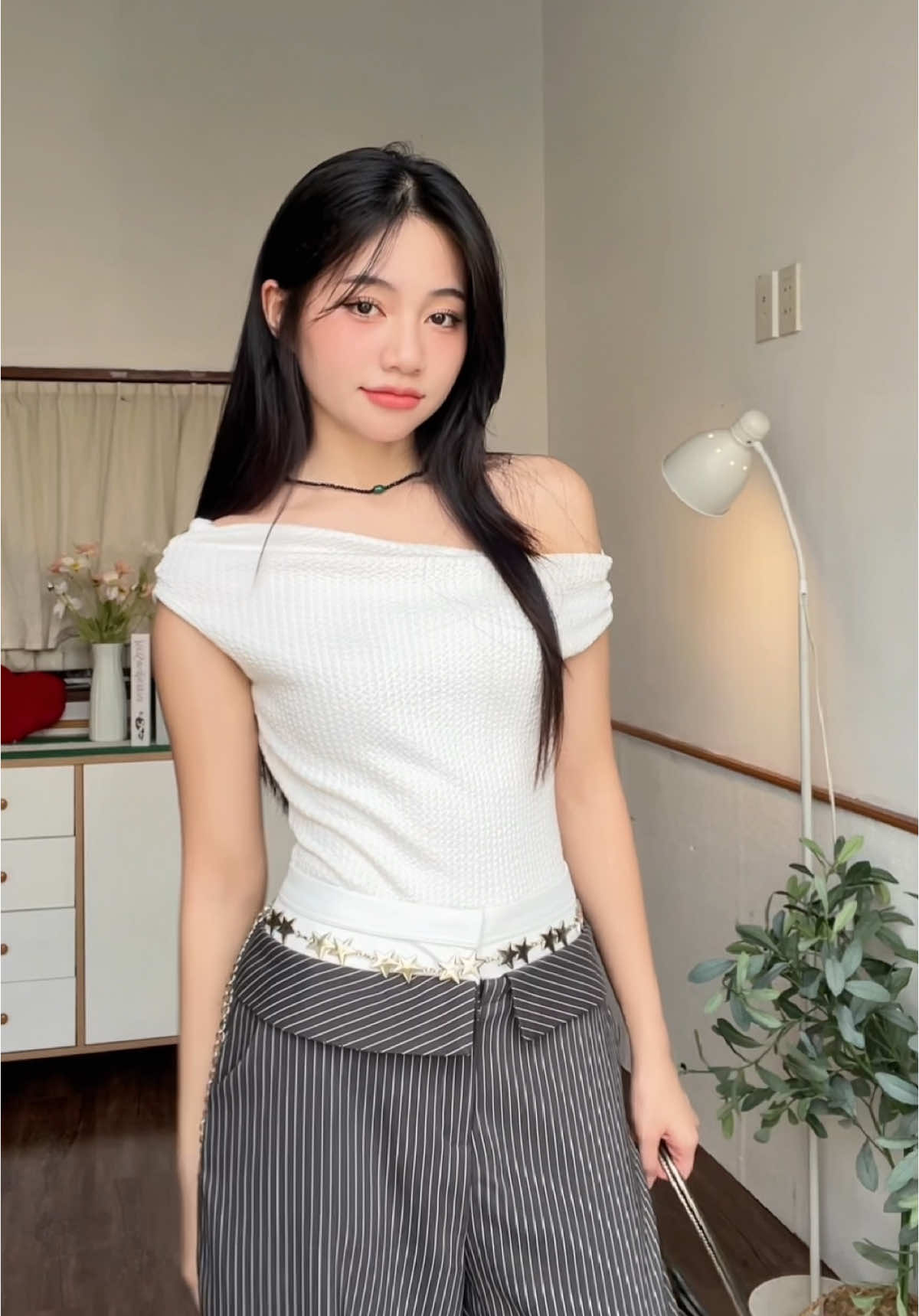 Rẻ nhưng được cái sang xịn mịn 😎 #mrsstudio #pants #quanongrong #outfitcheck #fitcheck 