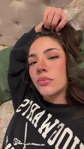 Follow me so I can go live! 