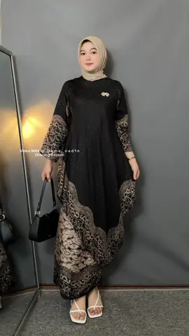 Lebaran Ala Cewe Melayu🥰 #batikkondangan #batikmodern #batikwanita #setelanbatik #setelankondangan #bajukurung #bajulebaran2025 #rekomendasibajulebaran 