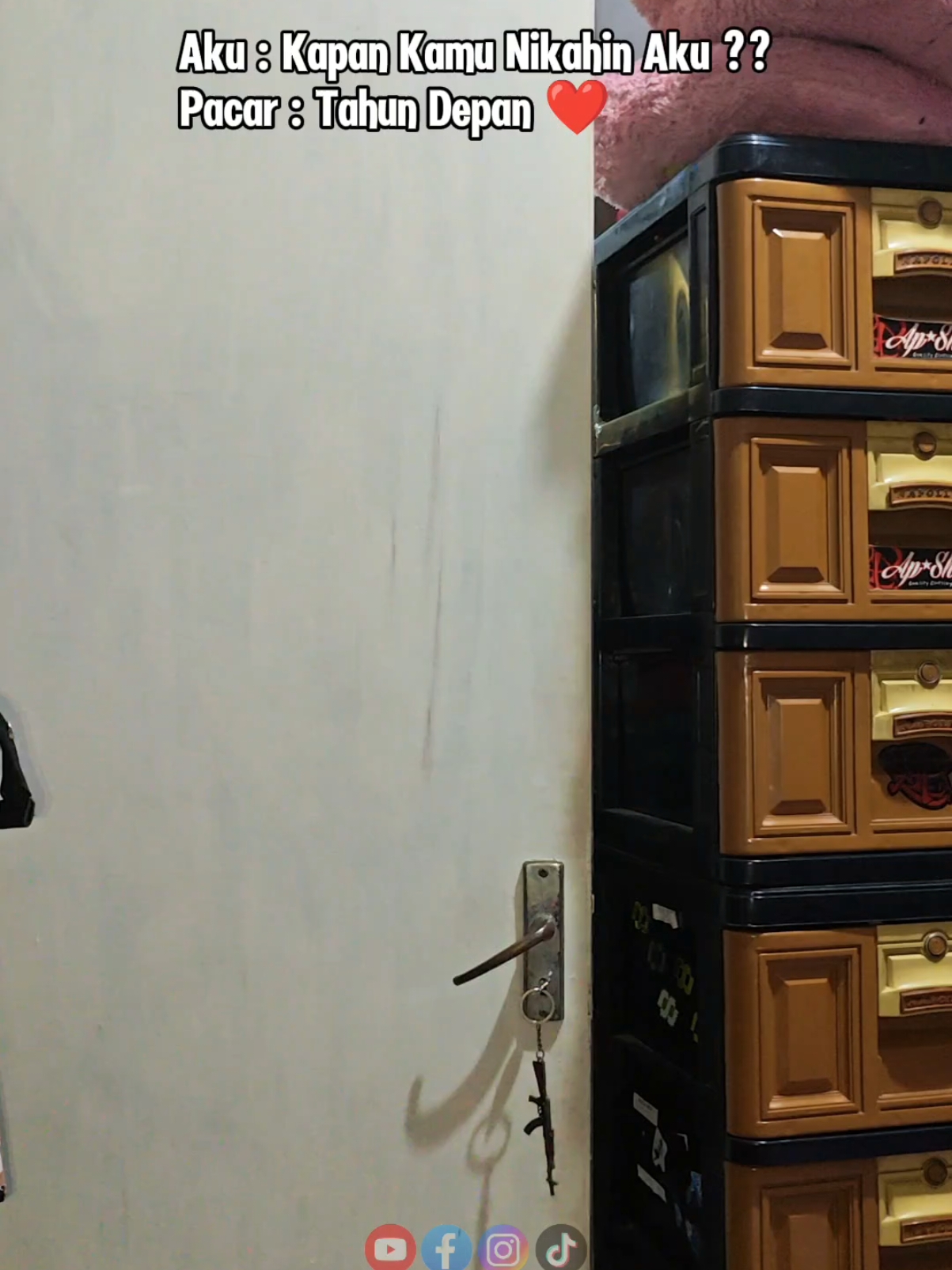 Video Lucu Bikin Ngakak Hiburan Warga +62 Part 142 #fyp #fypviral #komedi #videokomedi #sorotan #jangkauanluas #reels #reelsviral #reelsfyp #fbpro #pengikut #halaman #semuaorang #kumpulanvideomeme #apfamily 