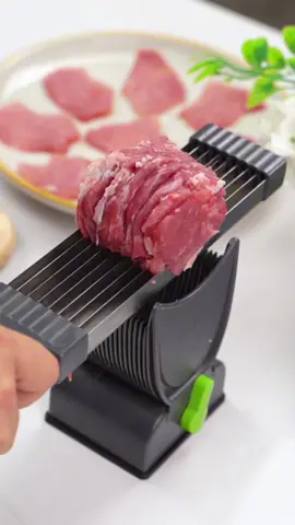 This meat slicer can cut a plate of meat in 3 seconds,and  your fingers don’t need to touch the blade.It’s so safe and efficient.I love this meat slicer.🥰🥰#tiktokshop #fyp #tiktokshopcybermonday #kitchengadgets #tiktokmademebuyit #tiktokshopholidayhaul #kitchen #falldealsforyou #tiktokfinds #KitchenHacks#cooking #viral #giftideas #foryoupage #foryou #mealprep #kitchenmusthaves #foodscale #meatslicer #meatcutter 