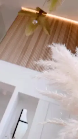 Did you know we offer 𝟑𝐦 𝐩𝐚𝐧𝐞𝐥𝐬 for rooms exactly like this with 𝐡𝐢𝐠𝐡 𝐜𝐞𝐢𝐥𝐢𝐧𝐠𝐬 𝐬𝐨 𝐧𝐨 𝐦𝐨𝐫𝐞 𝐣𝐨𝐢𝐧𝐭 𝐥𝐢𝐧𝐞𝐬😆 #interiordesign #slatwallpanels #acousticpanels