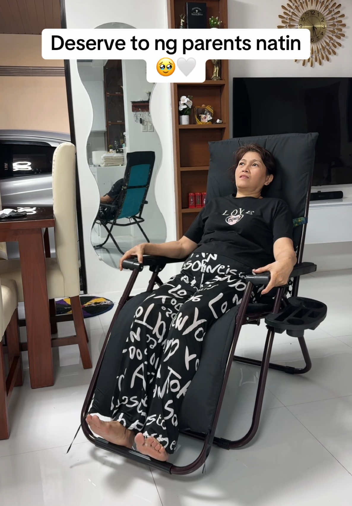 relaxing chair🥹 #foldablechair #foldingchair #trend #fypシ゚ 