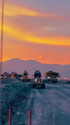 Menjelang petang #storytambang #senja #tambangbatubara #anaktambang 