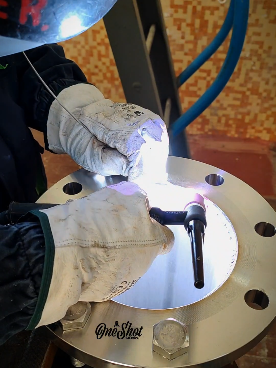 Today went like this.😅 #weld #welding #weldingtiktok #welder #tig #pipe #pipeline #inoxtag #work #passion #italia #fyp #foryou #foryoupage #oneshotmuso 