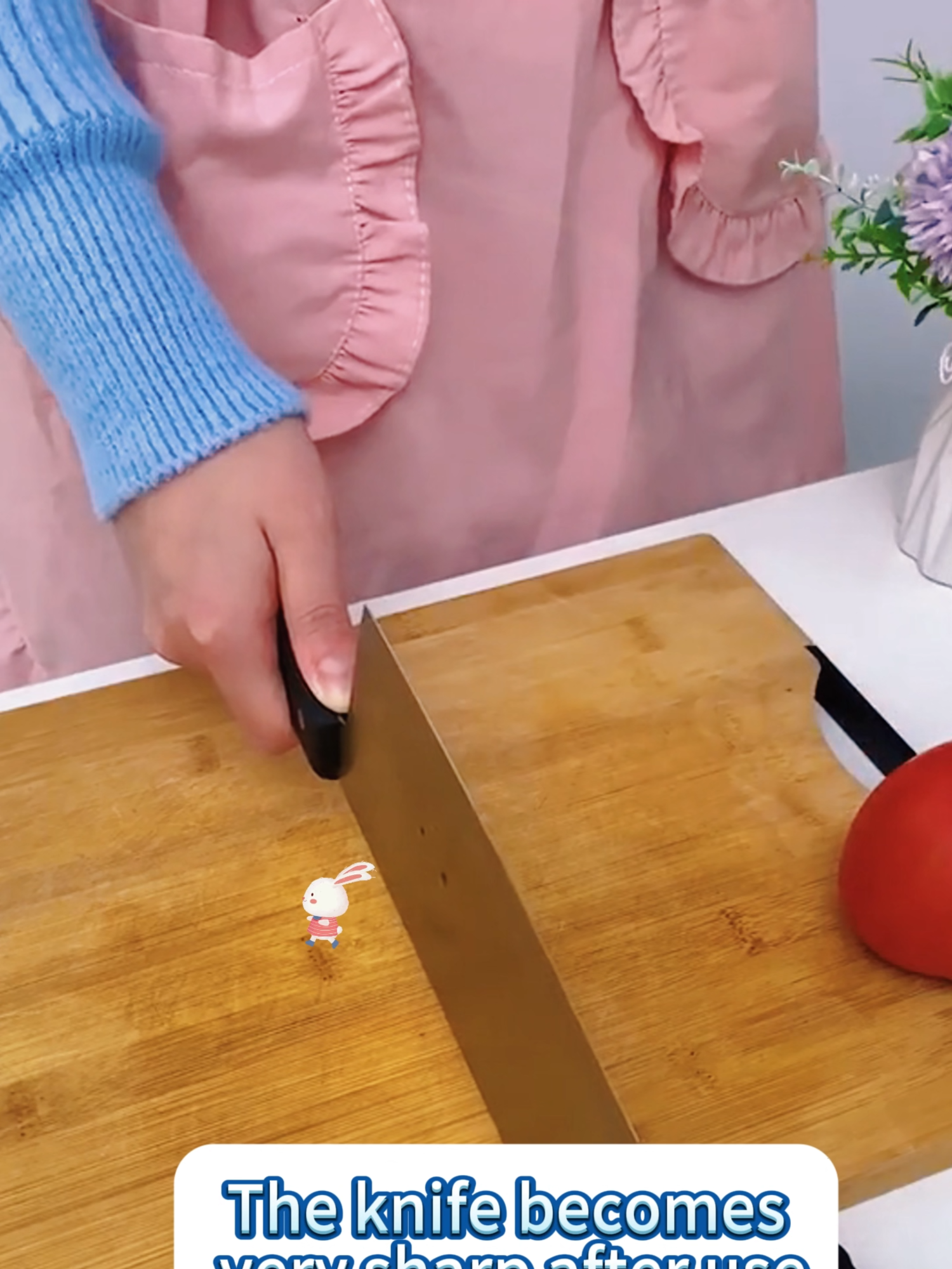 Your kitchen needs it.#sharpener #sharp #knifesharpening #kitchen #kitchenhacks #kitchengadgets #kitchenware #cooking #cookinghacks #cookingathometiktoktv #cookingtiktok #cookingtips #homemade #homedecor #homehacks #foodtok #foodlover #cheflife #tiktokshopmademebuyit #tiktokshop #christmastiktok #christmasfood #cleantok #cleaning #cleaningtiktok #christmasrecipe #diyhacks