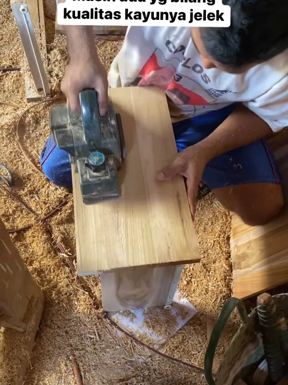 #creatorsearchinsights  wood 🪵 work 🪓😔  #woodwork #decor #doors #makersgonnamake #interior #woodart #construction #woodworking #carpenter #table #furnituredesign #woodcarving #viralreelschallenge #FineWoodworking #woodworkingcommunity #interior #wooddesign #carpenter #maker #DIY #reelsfb #furniture #wood #foryou #foryoupage  #foryoupageofficial #fyp #trending #viral_video  #fypシviral #growaccount #account #growmyaccount 