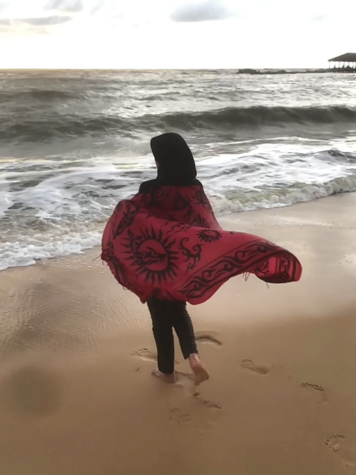 Seas the day..🌅 • • • #sunsetvibes  #fyppppppppppppppppppppppp 