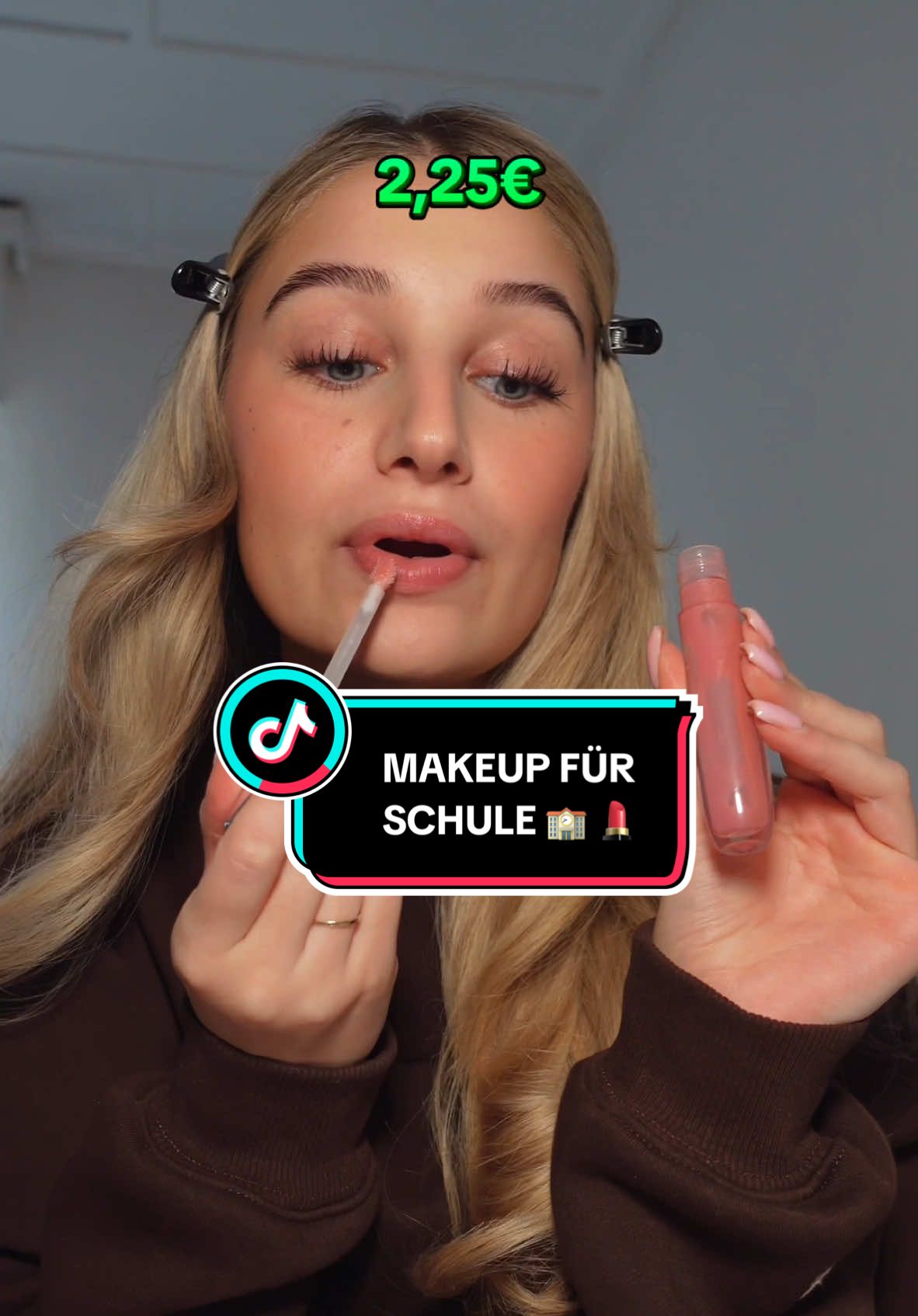 Antwort auf @! | Um wie viel Uhr steht ihr morgens immer auf? ⏰✨💄 #fyou #makeup #schule #schnell #einfach #günstig #schminken 
