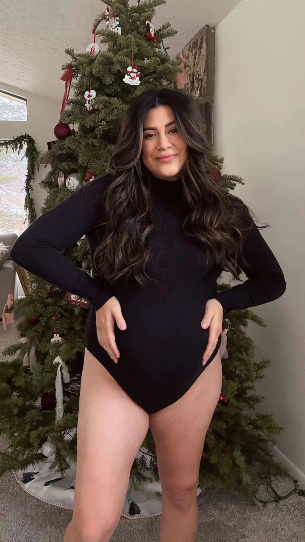 We can’t wait to meet this little girl and have her change our family in the best way. Mami, daddy and beanie girl love you endlessly! We’ll see you soon 🥹 #30weekspregnant #bumpdate #7monthspregnant #secondbaby #2025baby #momoftwo  