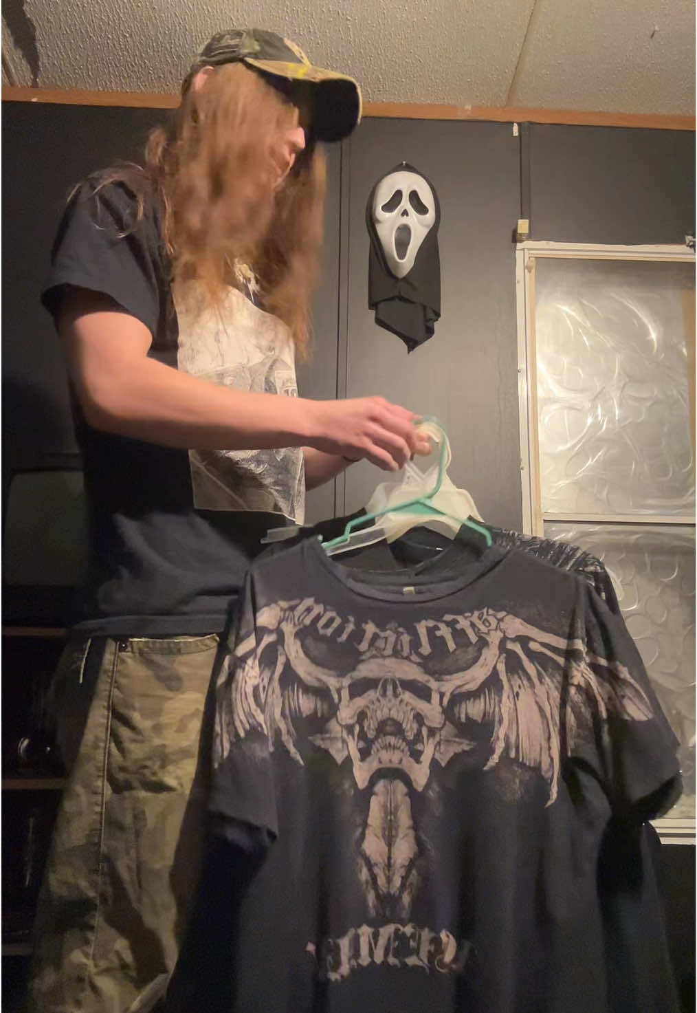 Shi ion know. #affliction #metalhead #altfashion 