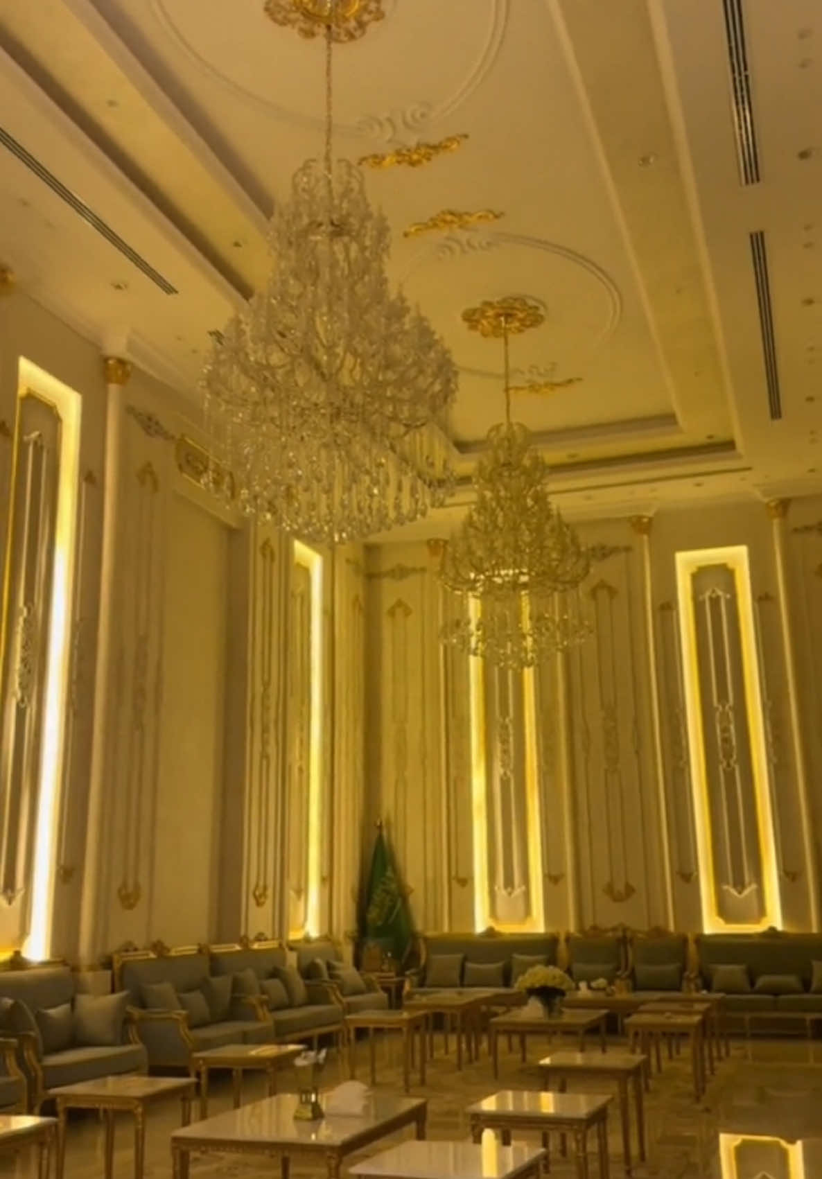 #المهندس_مالك_العواد #كلاسك_فرنسي #كلاسك_روماني #ورق_ذهب_دهانات_ايطاليه #ترميم_كلاسك 
