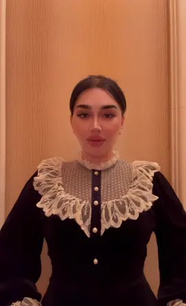Qulog‘ingiz tinglay olgan har bir ovoz — bu hayotning eng katta ne’mati. Bola kulgusi, yomg‘ir shiviri va insonlarning quvonchini eshitishdan mahrum bo‘lish — bu faqat jimlik emas, balki butun bir hayotning musiqasini yo‘qotishdir. Shukr qiling va bu ne’matni qadrlang. 🤍”