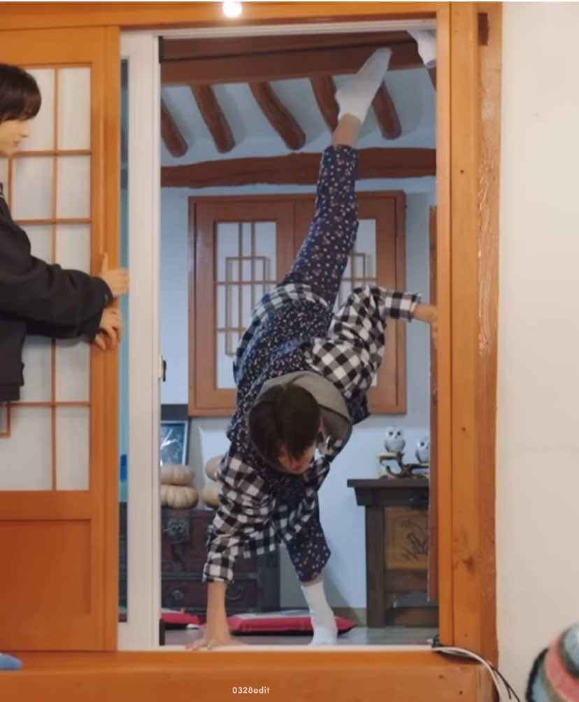 lengah dikit jadi laba-laba 😓 | #tws #투어스 #jihoon #hanjihoon #한지훈 #kpopfyp 