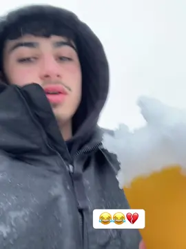 Dodurma U ev serma 😄😂❄️#rawano #kurdish #komedi #almanya #frankfurt #berf #winter#eis #fyp #foruyou 