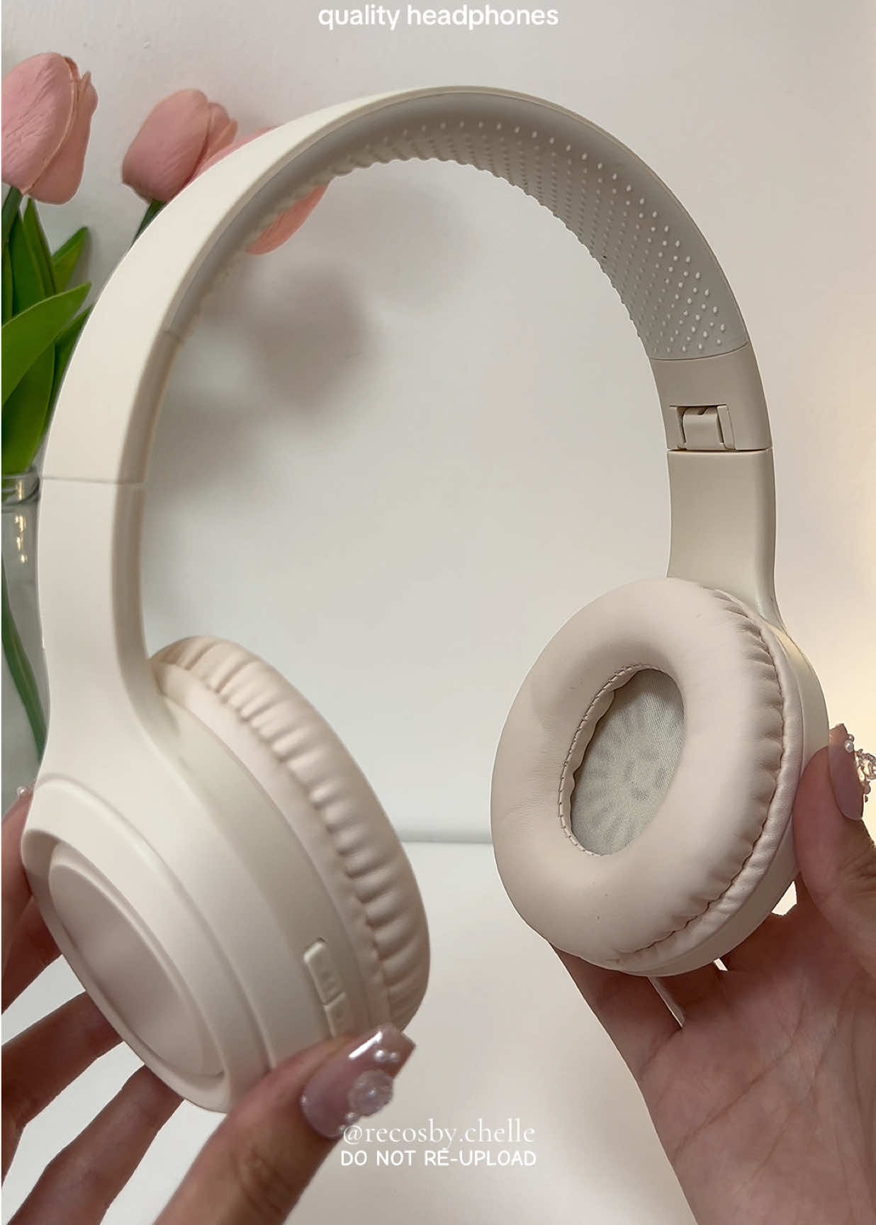 found an affordable and quality bluetooth headphones from @JBLue Mall 🦢🤍💫🪐 #jbluemall #jblue #jblueheadphones #wirelessheadphone #headphones #bluetooth #bluetoothheadphones #techtok #fyp 