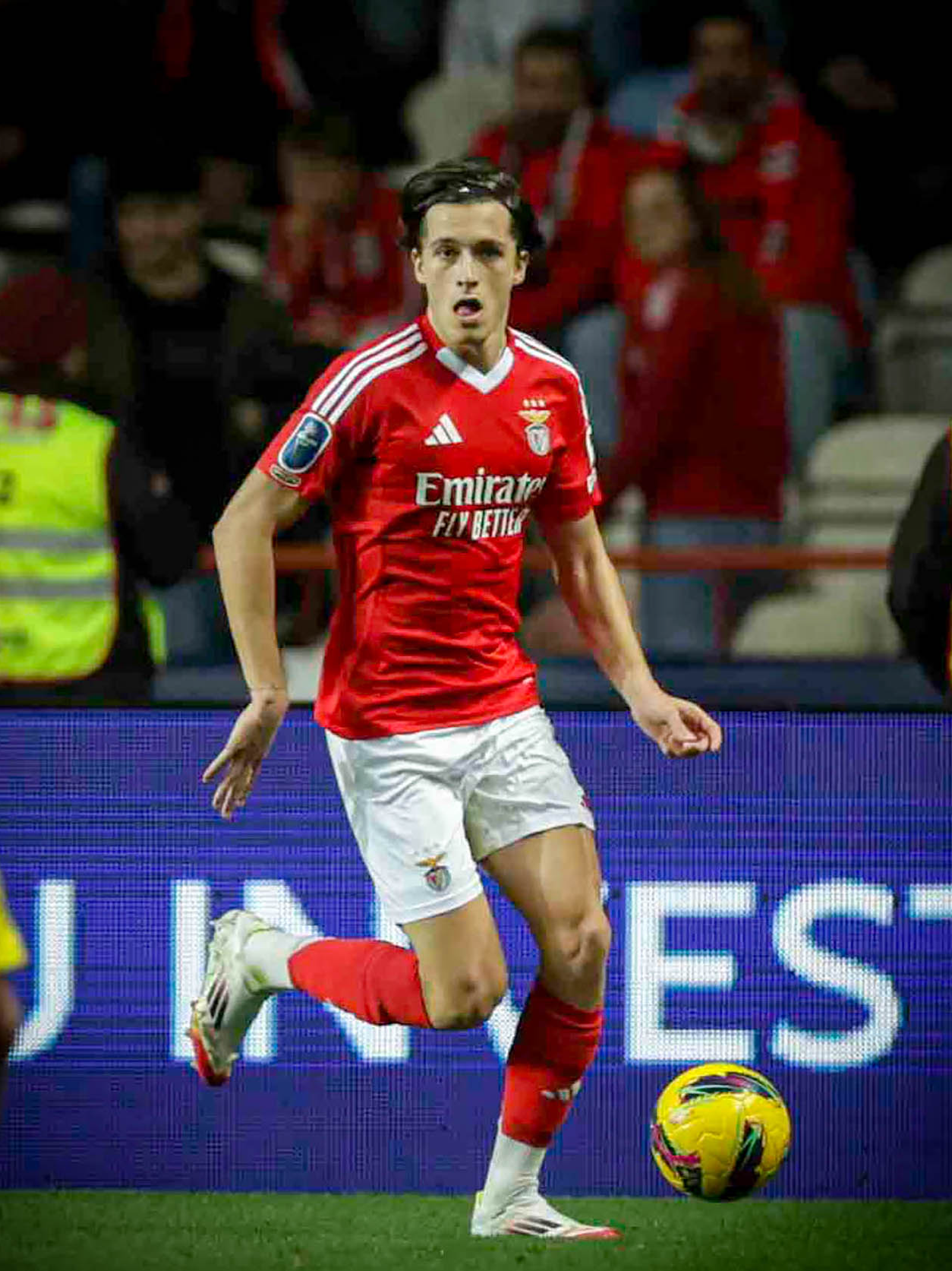 💥💨 #Carreras #SLBSCB #TaçadaLiga #Goal #Benfica  🎥 Follow our games outside on @sporttvportugal