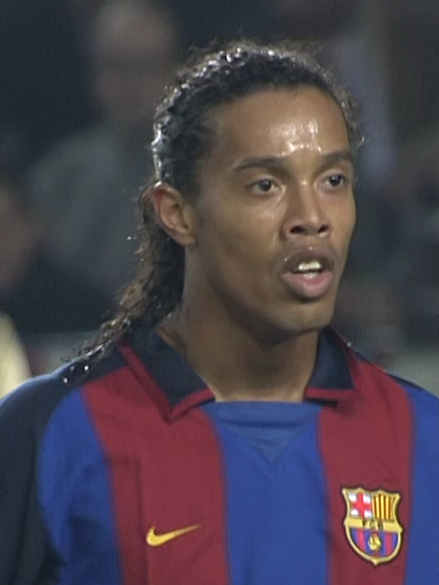 Joga bonito. ​🇧🇷​✨​ #LALIGAEASPORTS #LALIGAHistory #DeportesEnTikTok #Barça #Ronaldinho