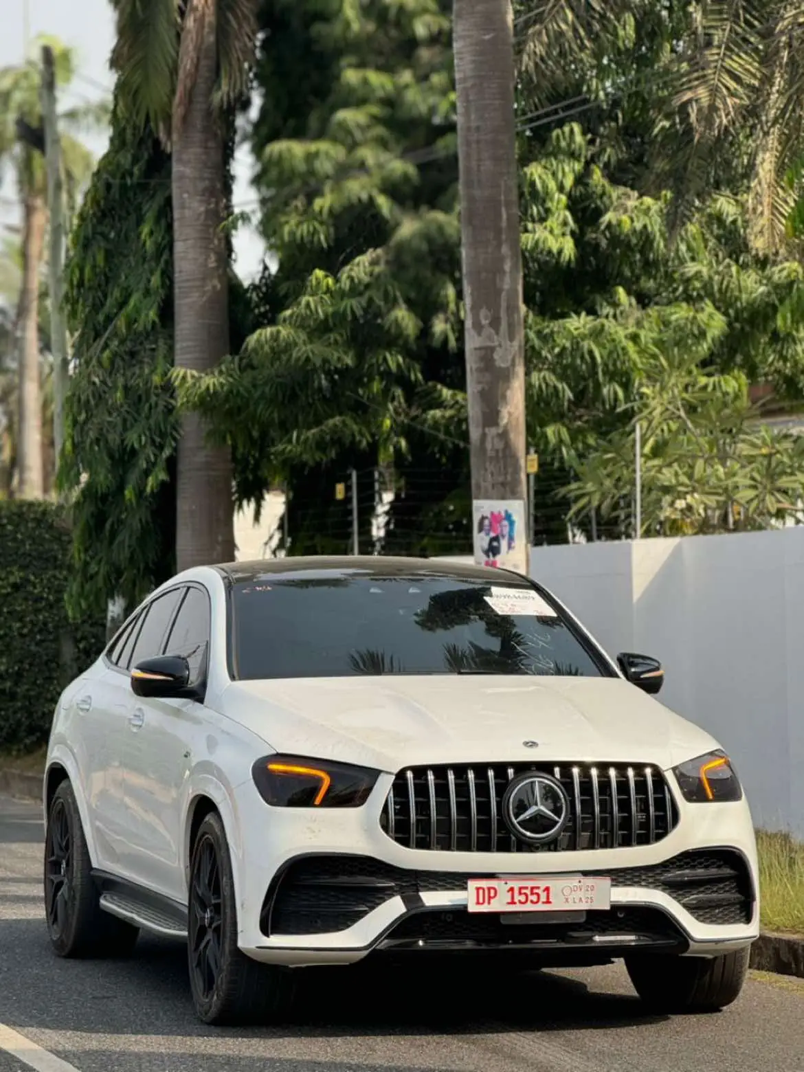 2022 Mercedes GLE53 AMG  Push start Full option Double Sunroof Panoramic Roofing Full Digital Cluster Reverse camera 360 camera Touch screen infotainment Parking sensors Seat warmers Seat warmers Cool box Ambient light Apple car play Android Auto Red Interior leather Automatic transmission V6 3.0L Biturbo Alloy Rims Very clean as seen  Accident free 100 Cleareda wek