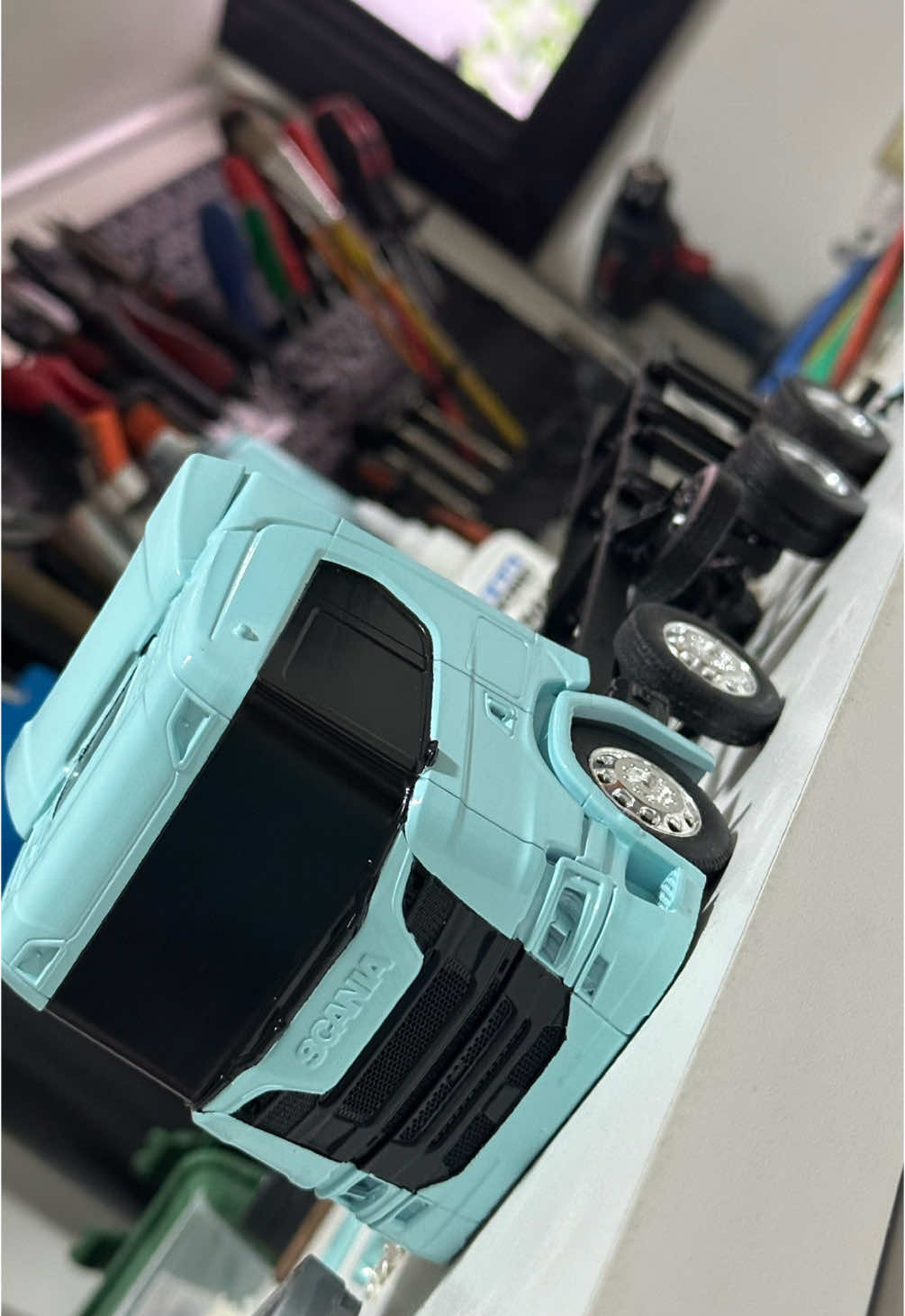 Miniatura scania p360 Essa vai ficar qualificada ✅ Disponível a venda 1.300  Passo cartao ate 3x sem juros (34)991396517 envio para todo Brasil 🇧🇷 